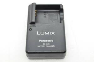 【中古】 Panasonic パナソニック LUMIX バッテリーチャージャー DE-A25A　 #24220
