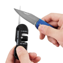 送料無料　3in1小型ナイフシャープナー ポケットサイズ刃研ぎ器 アウトドア　調理　BBQ_画像4