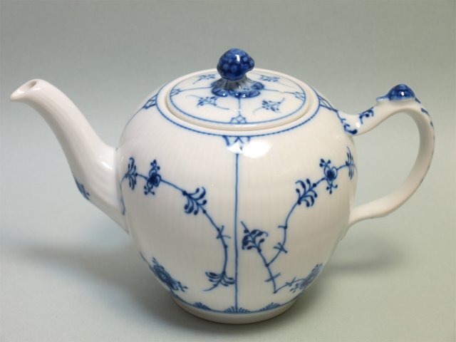 ★★Royal Copenhagen Blue Fluted Plain Teapot★AYS25957, tableware, By Brand, royal copenhagen