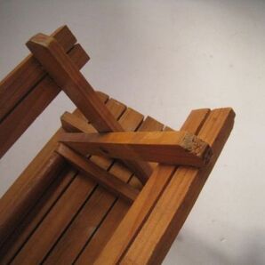木製ディスプレイ ミニ棚３個まとめて 小物置き 折り畳みの木の飾り棚  /22N3.21-47の画像5