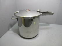 USED★Tupperware★タッパーウェア PERFECT KITCHEN パーフェクトキッチン 圧力鍋 容量9リットル_画像1