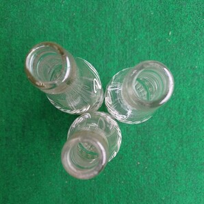 【売切御免】昭和レトロ ビタピー Vitapy ガラス瓶 3本セット 古い瓶 ガラス空きビン【ジュース空瓶】A026の画像5