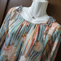 美品 Paix Doux【L】さらさらストライプ花柄パステル色カットソー_画像2