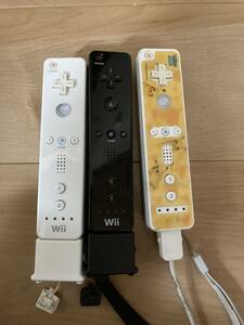 Wiiリモコン3個☆ウィーリモコン3個☆カバーあり☆中古品