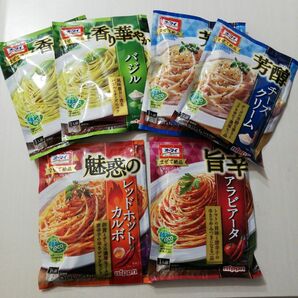 オーマイ　パスタソース　バジル　チーズクリームなど