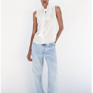 新品 ZARA フリルトップス ノースリーブ ブラウス