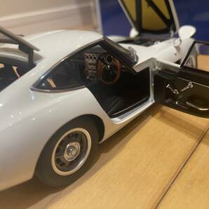 1/18 ★オートアート (AUTO art) TOYOTA 2000GT★中古品の画像4