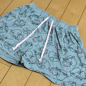 ハローキティ　スウェットパンツ　ハーフパンツ　部屋着　キティ　hellokitty　ショートパンツ