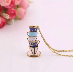 Alice necklace