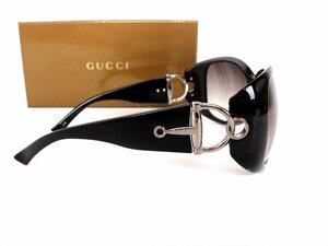 良品☆GUCCI【グッチ】ガンチーニ バタフライ型サングラス☆ブラック×シルバー金具☆箱☆レディース☆ロゴ