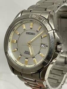 【48-17】1円〜【稼働品】SEIKO セイコー V145-0AX0 ソーラー デイト チタン 純正ベルト シルバー メンズ 同梱不可