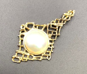 * accessory *[BJ-520]*TASAKI(tasaki)* Gold mabe pearl pendant top *