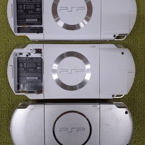 L0420-02 ゲーム機 PlayStation Portable まとめ売り PSP-1000×2台 PSP-3000×1台 ゲームソフト×63本 タイトルは説明欄に記載の画像9