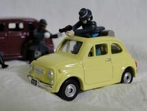 HOTWHEELS/キャラウィール ルパン三世 映画 カリオストロの城 セット FIAT500 シトロエン 2CV フィアット ミニカー フィギュア 宮崎駿/60_画像4