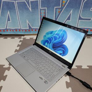 超軽量薄型890g！！NEC ウルトラブック！ノートパソコン Webカメラ良好！！Libre Office 入り