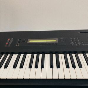 KORG コルグ M1 シンセサイザー キーボード 楽器 鍵盤楽器 ハードケース付き 通電のみ確認の画像8