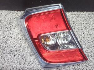 * Heisei era 26 year Freed hybrid GP3 left tail lamp LED Ichiko D102 33551-SYY-N71