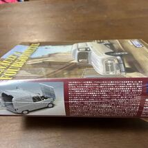 229★未開封品★一部箱歪み★Renault 4 Fourgonnette （1/24スケール 25003）_画像3