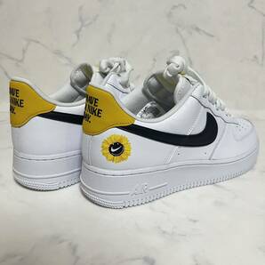 ★送料無料【新品 完売モデル】27cm Nike Air Force Low ナイキ エアフォース1 ロー '07 LV8 ホワイト/ブラック/イエロー have a nike dayの画像5