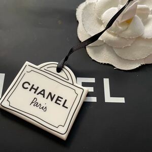 CHANEL チャーム　バッグ型　Parisチャーム/1個