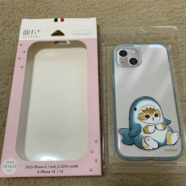 604t0921☆ グルマンディーズ mofusand IIIIfit Clear(イーフィット クリア) iPhone15 / 14 / 13 対応 ケース サメにゃん MOFU-23A