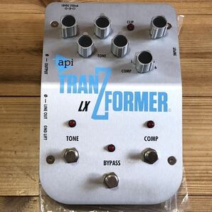 名機 api TRANZ FORMER LX ベース用 プリアンプ コンプレッサー DI エフェクター 生産終了品 極美品 付属品全て有り BASS コンプ 希少 レアの画像2