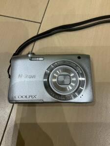 ジャンク　Nikon COOLPIX S2900 ニコン クールピクス デジタルカメラ デジカメ