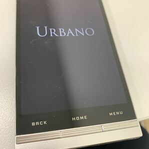 初期化済 au URBANO KYY22 シルバー 携帯 スマホ android/アンドロイド IMEI 351504066001591の画像5