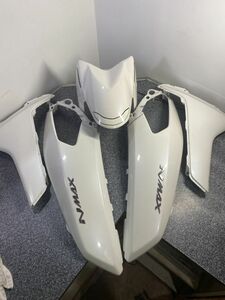 N-MAX125 SED6J フロントフェンダー　と周辺パーツ