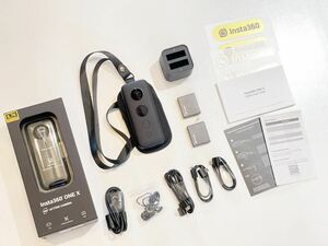 ★☆ Insta 360 ONE X アクションカメラ 充電器、バッテリー２個付　美品　★☆