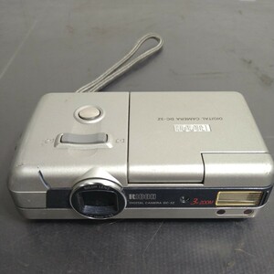 LS003.型番:DC-3Z.0408.デジタルカメラ.RICOH.本体のみ.ジャンク