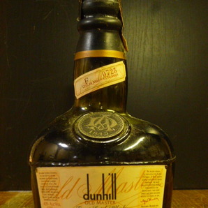 「dunhill」ダンヒル OLD MASTER 旧ボトル 43％ALC.VOL. 500ML 20年モルト原酒使用 30種類以上のモルト、ノンチル dunhill-0404-Aの画像1