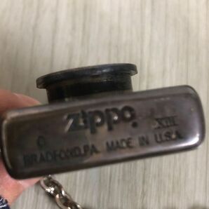 3-◇ZIPPO ジッポ ライター 限定品 ルパン三世 30th ANNIVERSARY 30周年記念 手錠タイプ LIMITED No.17547 サビ汚れ有 石がなく回りませんの画像5