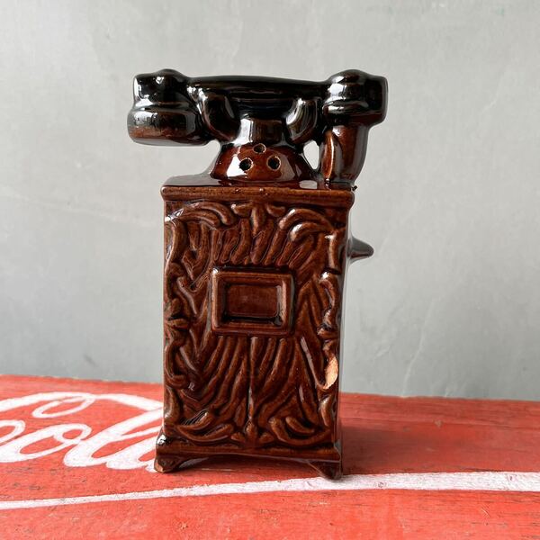 【USA vintage】Sioux Trading Post Telephone Salt and Pepper Shakers ソルト&ペッパー　スー族　電話　アメリカ　ビンテージ