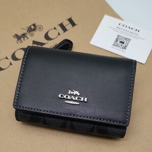 新作　COACH　折り財布　三つ折り財布　マイクロウォレット