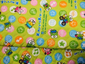 未使用品　サンリオ　けろけろけろっぴ　キルティング　生地　ハギレ　ハンドメイド