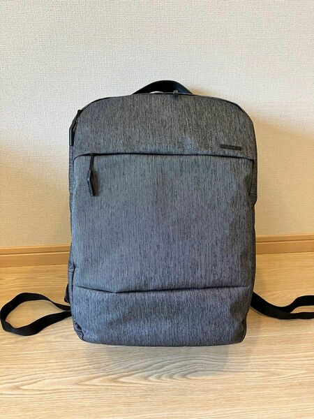 Incase リュックサック City City Dot Backpack 約24.7L