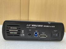 HY1246 BDドライブ　E-525Q-SUEケース　USB3.0OR SATA 対応外付け　通電のみ確認　本体のみ　現状品　_画像5