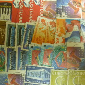 ★外国切手・海外切手★１１０枚★使用済切手・消印付き切手★中型切手★Cの画像6