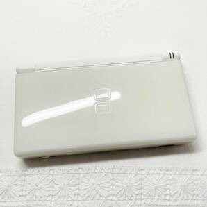 ★☆【完品・動作良好】ニンテンドーDS Lite 本体 クリスタルホワイト ノーブルピンク【2台まとめ売りセット】任天堂 Nintendo 希少品☆★の画像4