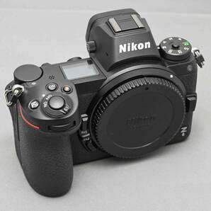 送料無料 ★ Nikon Z6 ボディー 中古美品 ★ 純正予備バッテリー１個付きの画像3
