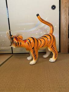 Art hand Auction Kopfschüttelnder Tiger aus Pappmaché, Jahreszeit, Jährliche Veranstaltung, Kindertag, Mai-Puppe