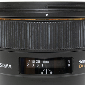 SIGMA (シグマ) 85mm F1.4 EX DG HSM (シグマSAマウント用)の画像8