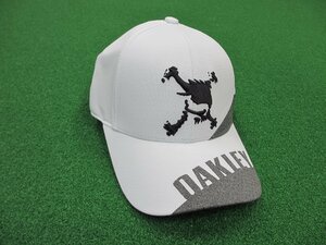 オークリー　ＳＫＵＬＬ　ＨＹＢＲＩＤ　ＣＡＰ　ＦＡ　２３．０　ＦＯＳ９０１５６７　(ＷＨＩＴＥ)