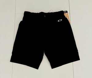 オークリー　ＯＡＫＬＥＹ　ＴＥＣＨ　ＣＯＬＤ　ＳＨＯＲＴＳ　ＦＯＡ４０６４６２　(ＢＬＡＣＫＯＵＴ)　ＸＸＬ