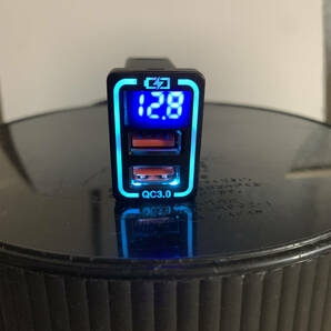 送料無料 電圧表示 トヨタ専用カプラー Aタイプ USBポート カプラーオン 急速充電 3.0×2ポート LED発光 アイスブルーの画像5