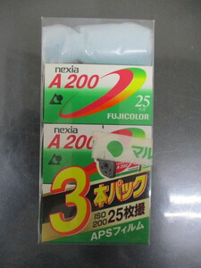 ∝ 63 FUJIFILM FUJICOLOR フジカラー nexia APS A200 25枚撮り カラープリント用 2002-8 期限切れ カメラフィルム 未使用 未開封品