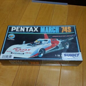 ブルータンク　sunny　ペンタックス　マーチ　74S 　未開封 プラモデル 未組立 PENTAX サニー