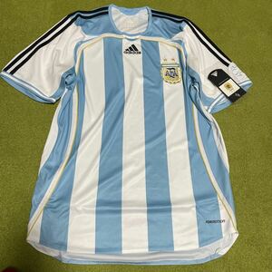2006 г. Аргентина национальной команды униформный дом с коротким рукавом Акентрический игрок Новый неиспользованный adidas adidas adidas Japan Подлинный