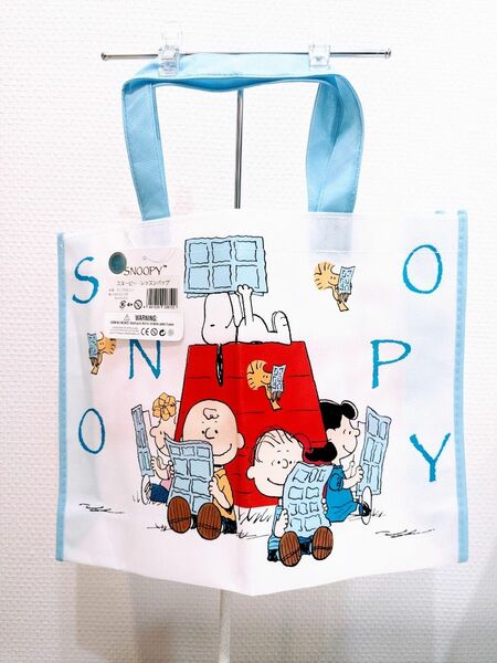 新品タグ付き。SANRIO サンリオ：SNOOPY スヌーピー・トートバッグ